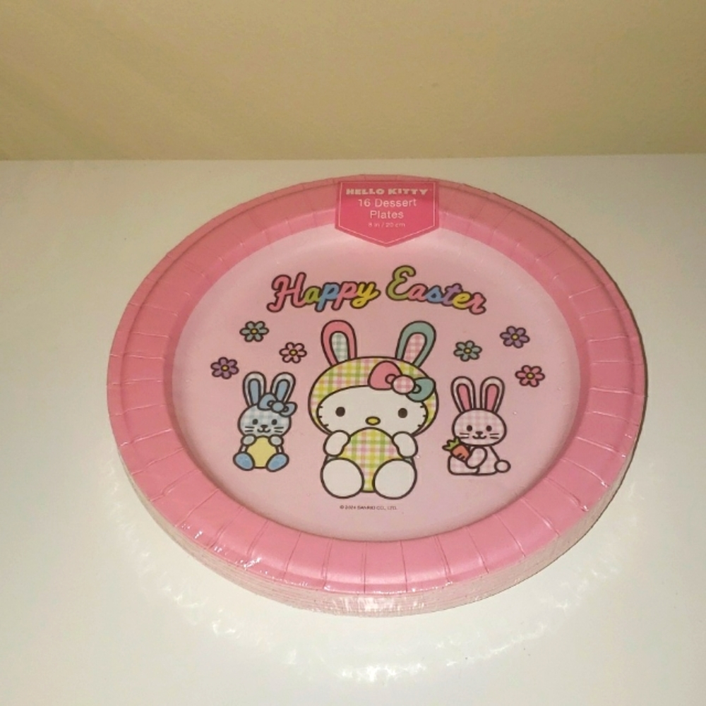 NEW-Hello Kitty dessert plates